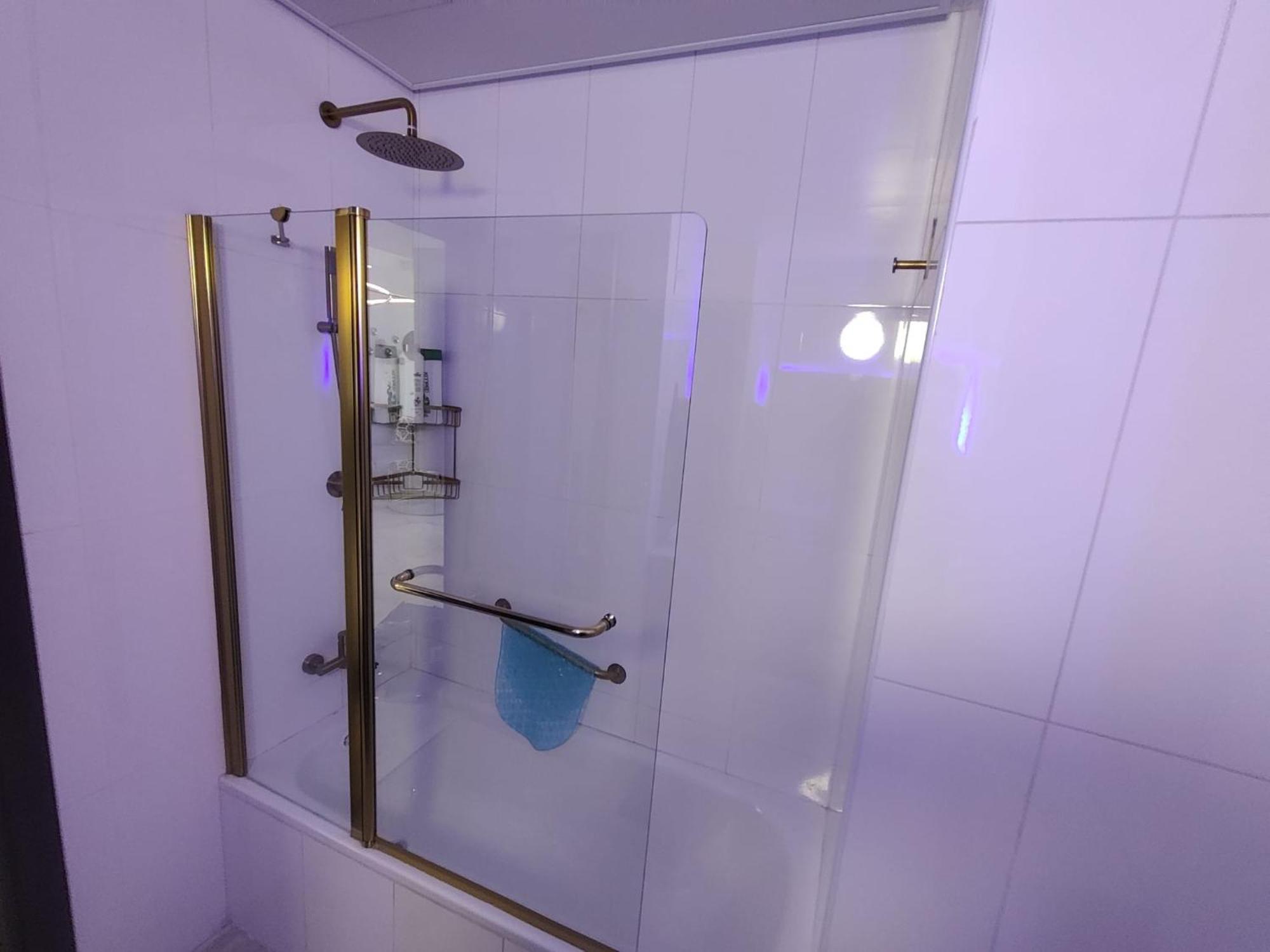סוויטת פאר מול הים Appartement Asjdod Buitenkant foto