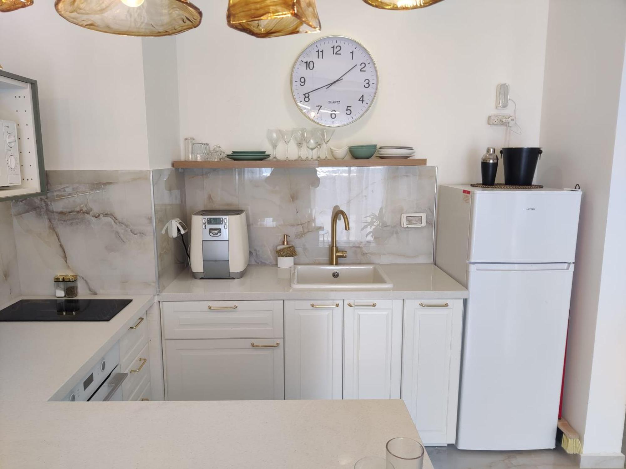 סוויטת פאר מול הים Appartement Asjdod Buitenkant foto